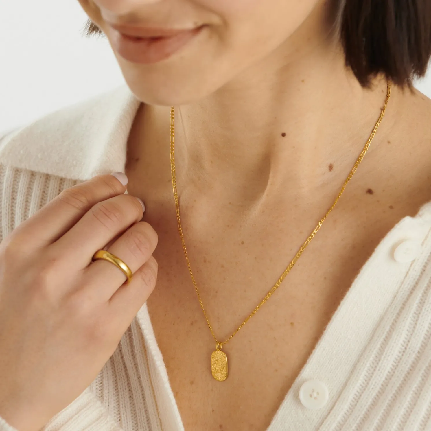 Aquarius' Waterproof Gold Zodiac Necklace