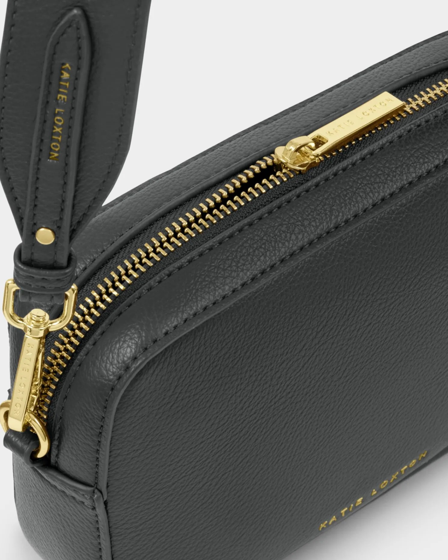 Avery Small Crossbody Bag