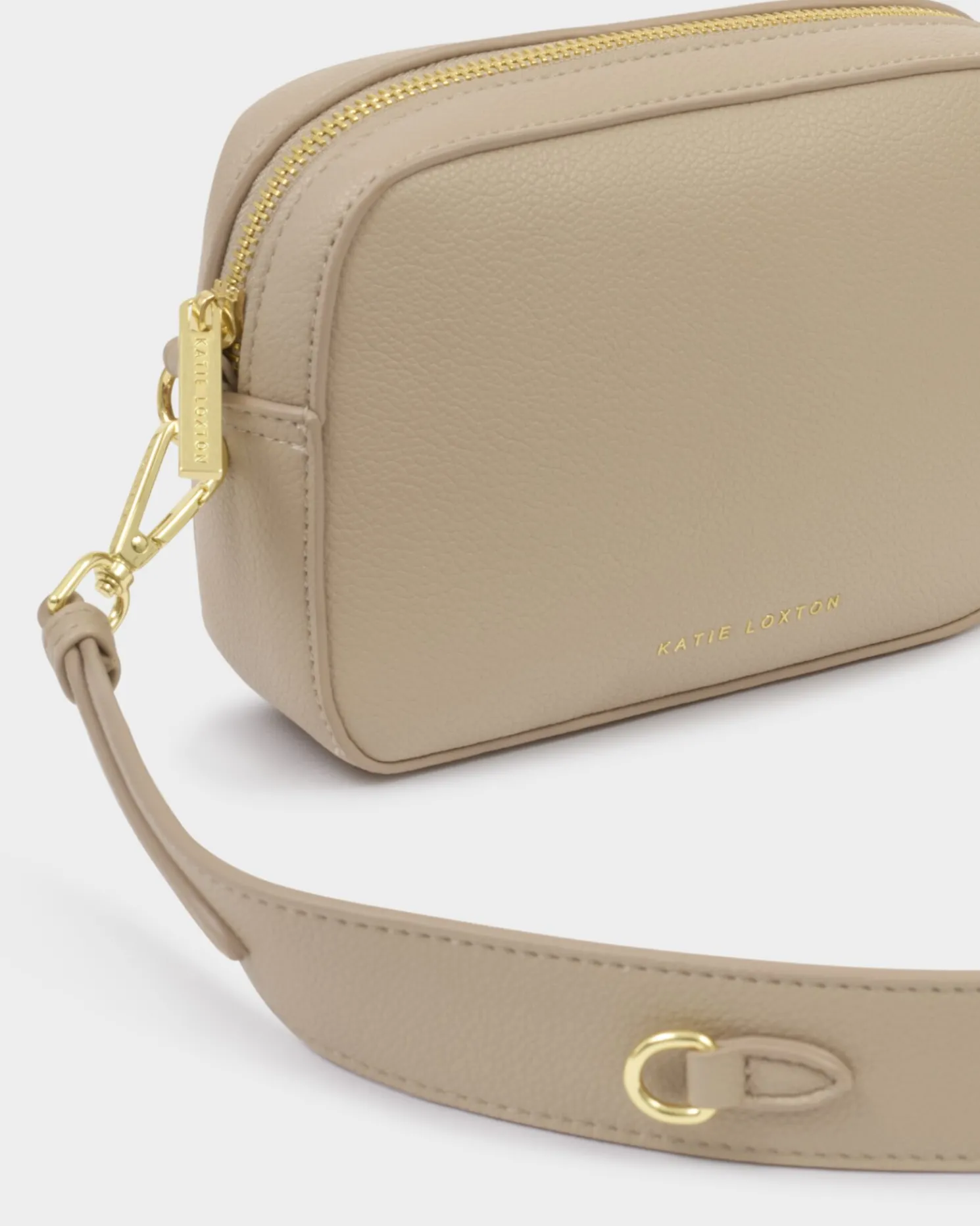 Avery Small Crossbody Bag