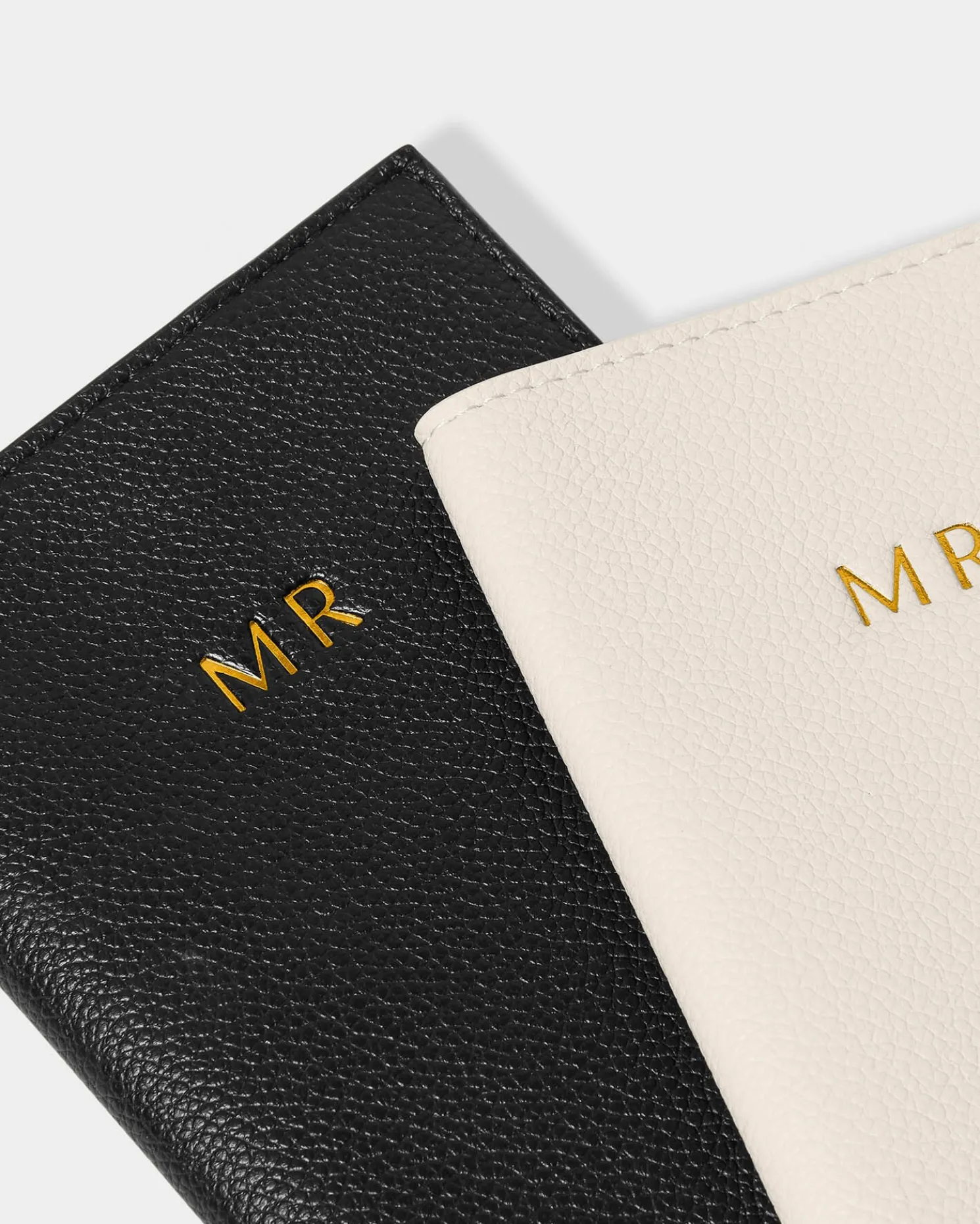 Bridal Passport Gift Set 'Mr and Mrs'