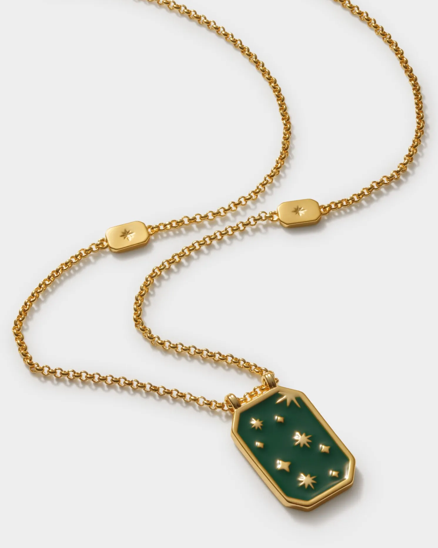 Elpha Waterproof Gold Necklace