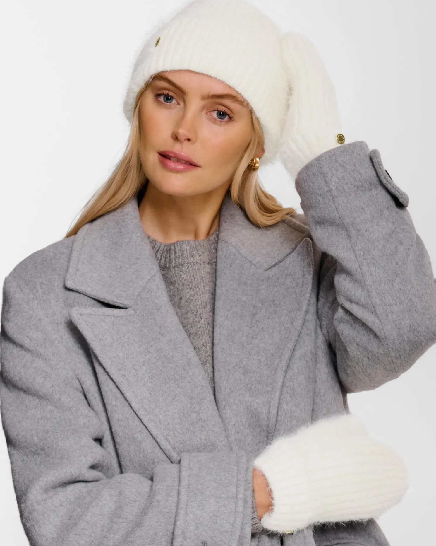 Gift Boxed Hat & Mittens Set