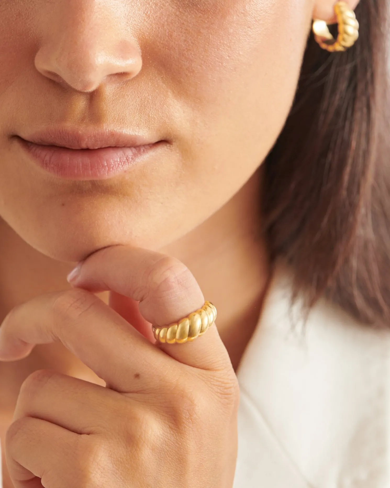 Harper Twist Ring in Gold