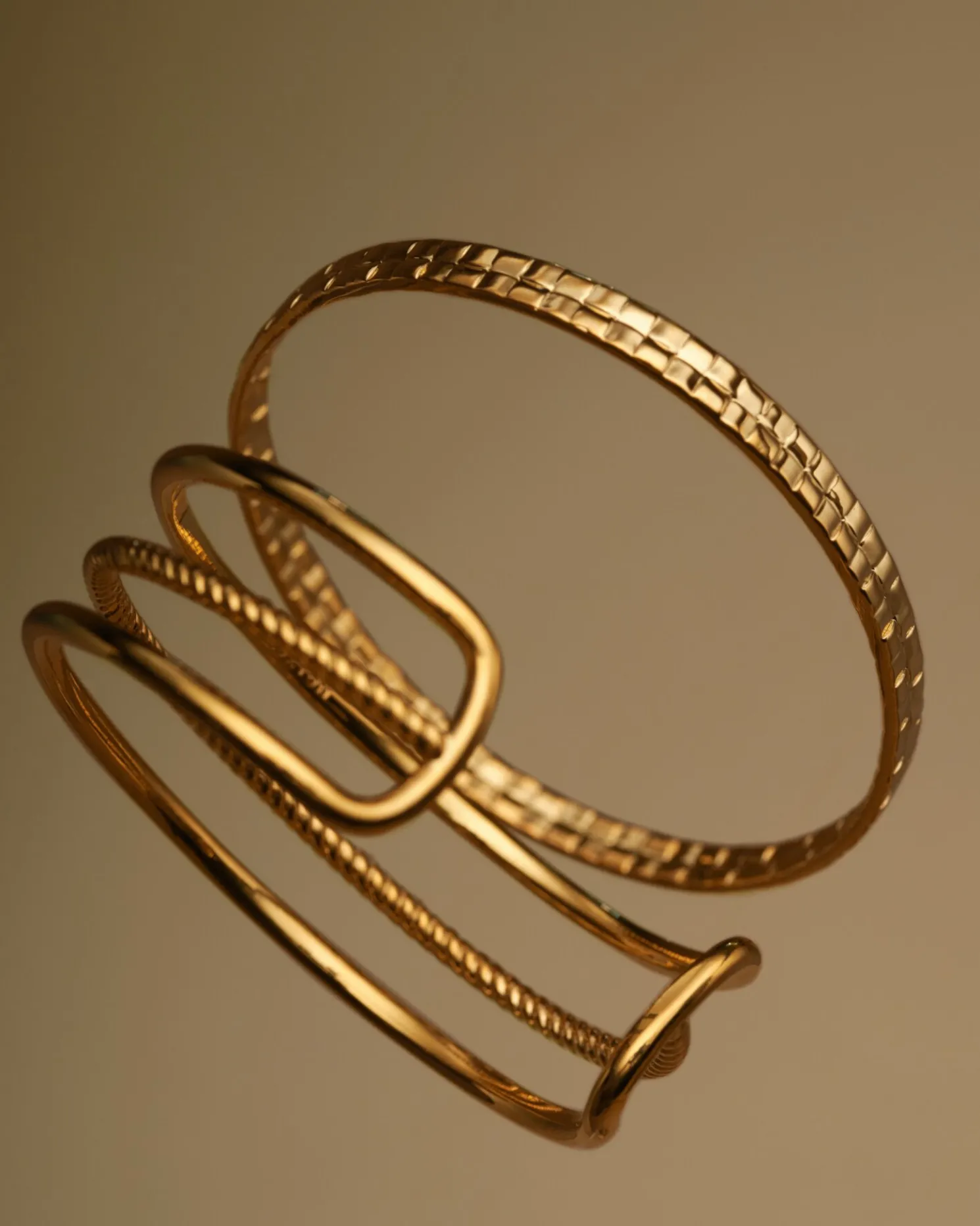 Laia Waterproof Gold Bangle