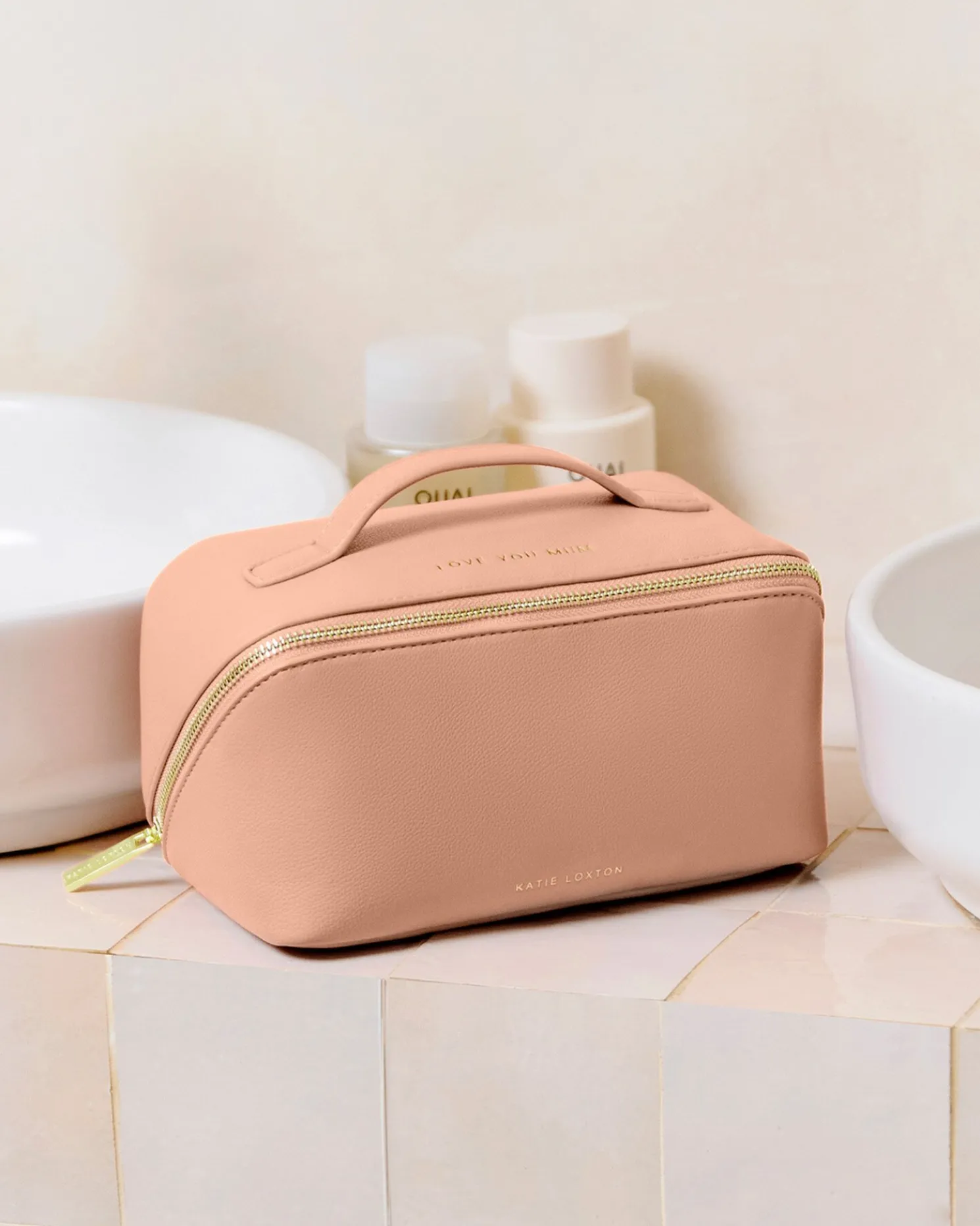 Medium Make Up And Wash Bag 'Love You Mum'