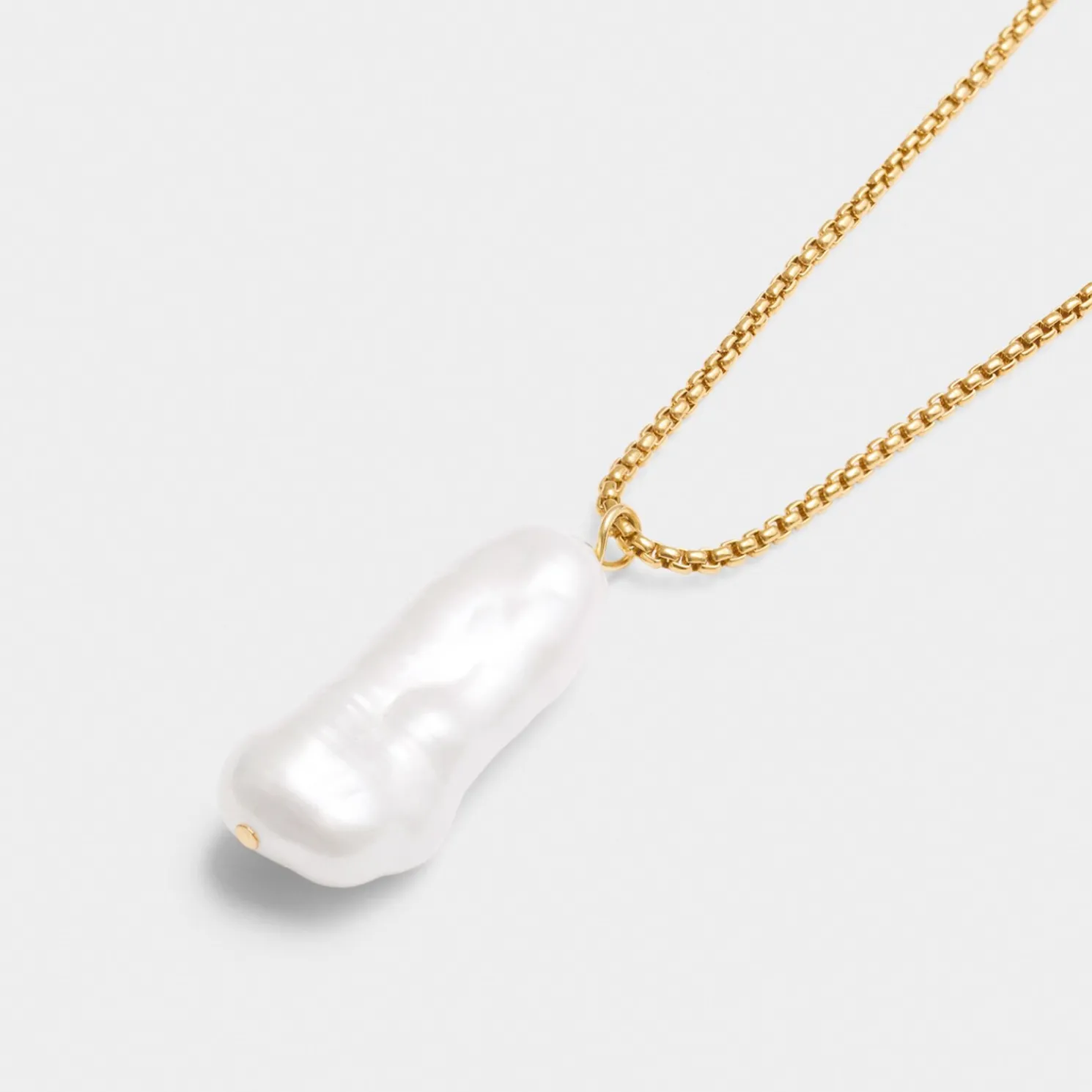 Pearl Lustre Waterproof Gold Lariat Necklace