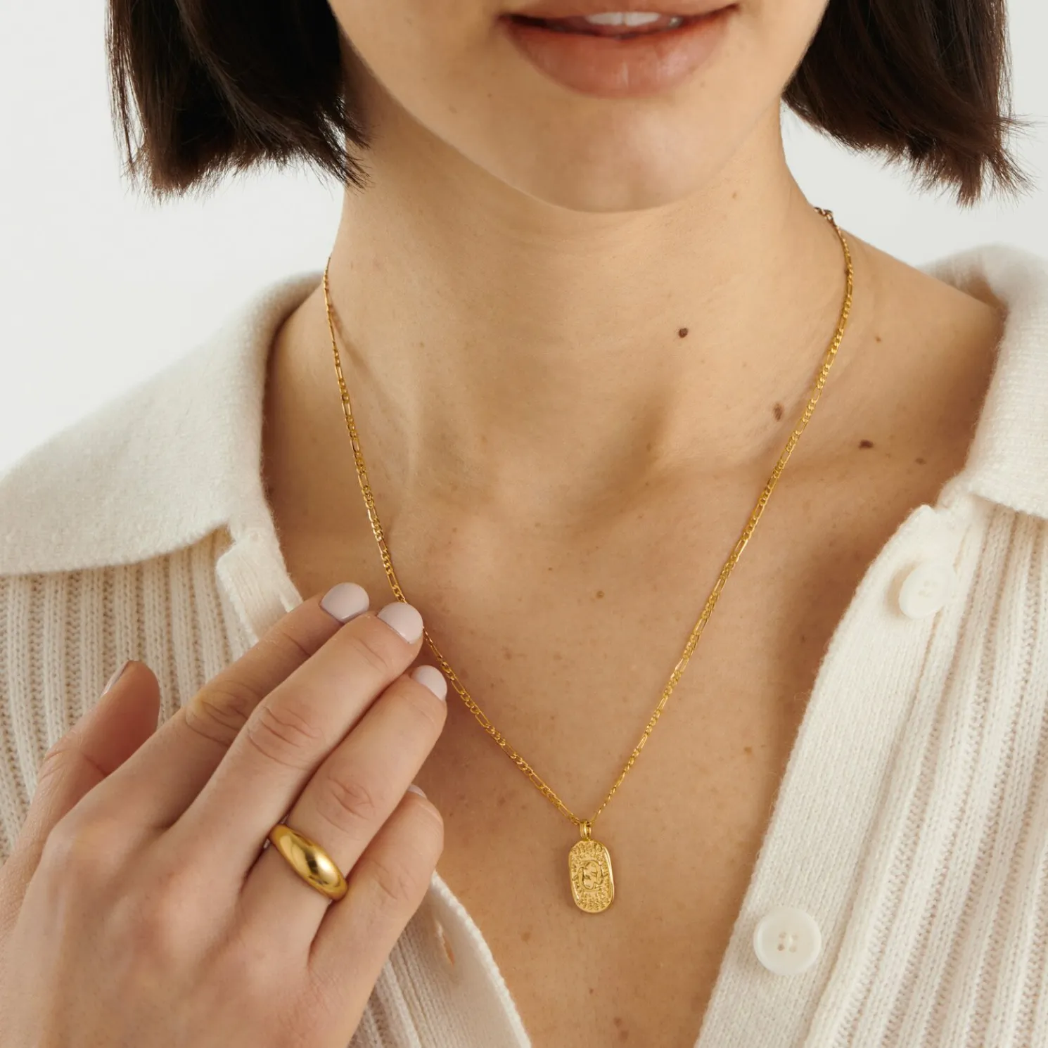 Pisces' Waterproof Gold Zodiac Necklace