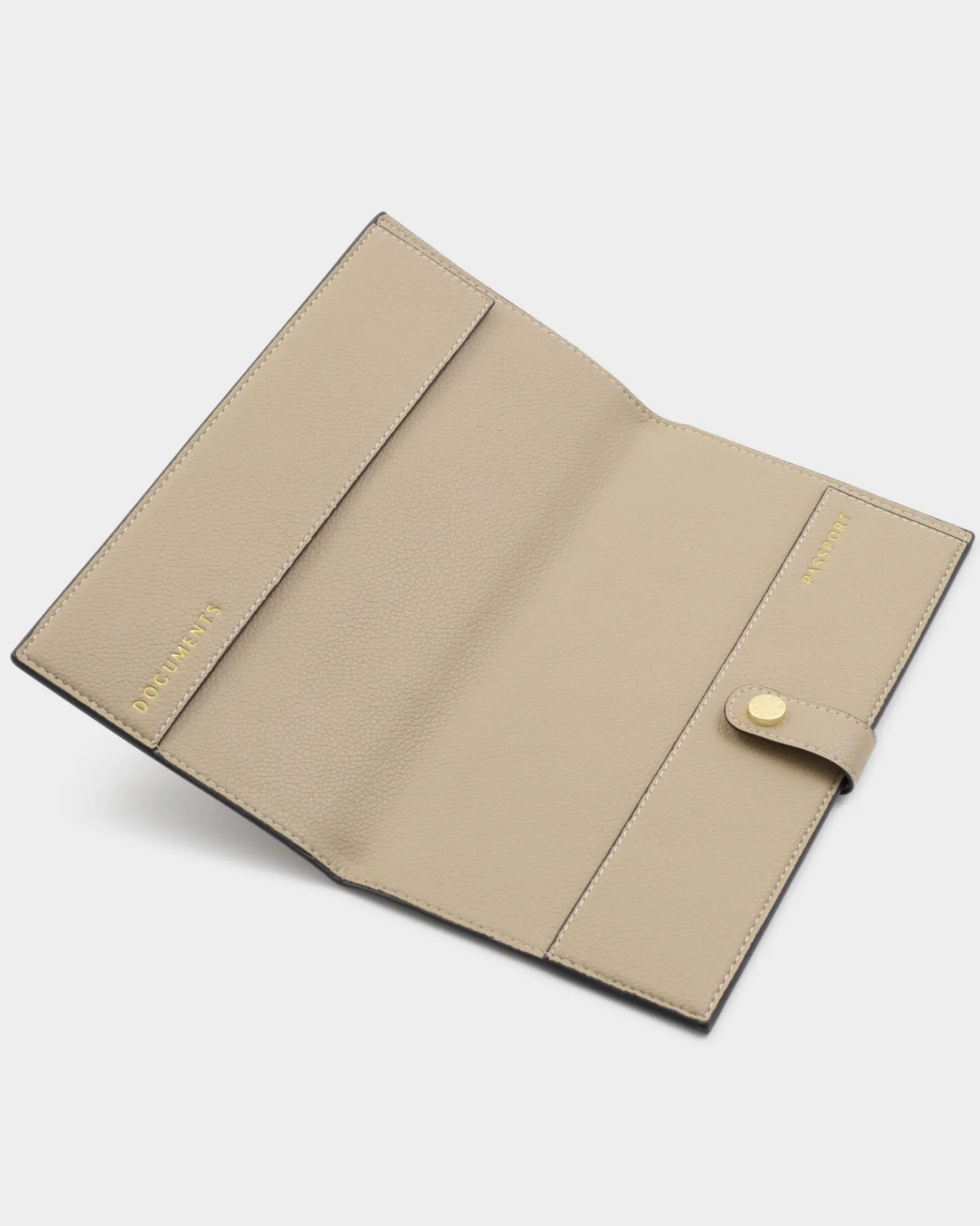 Sentiment Travel Wallet