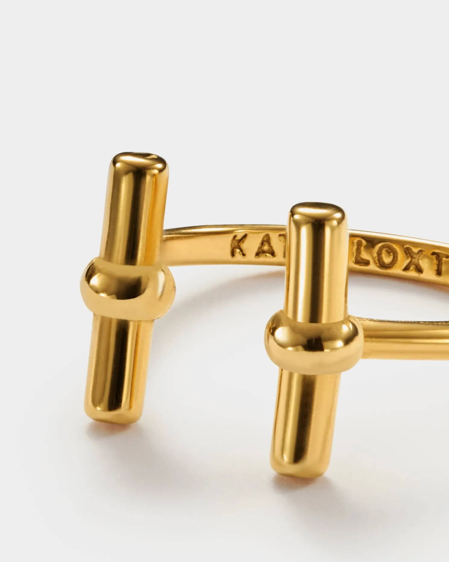 Themis Waterproof Gold T-Bar Ring