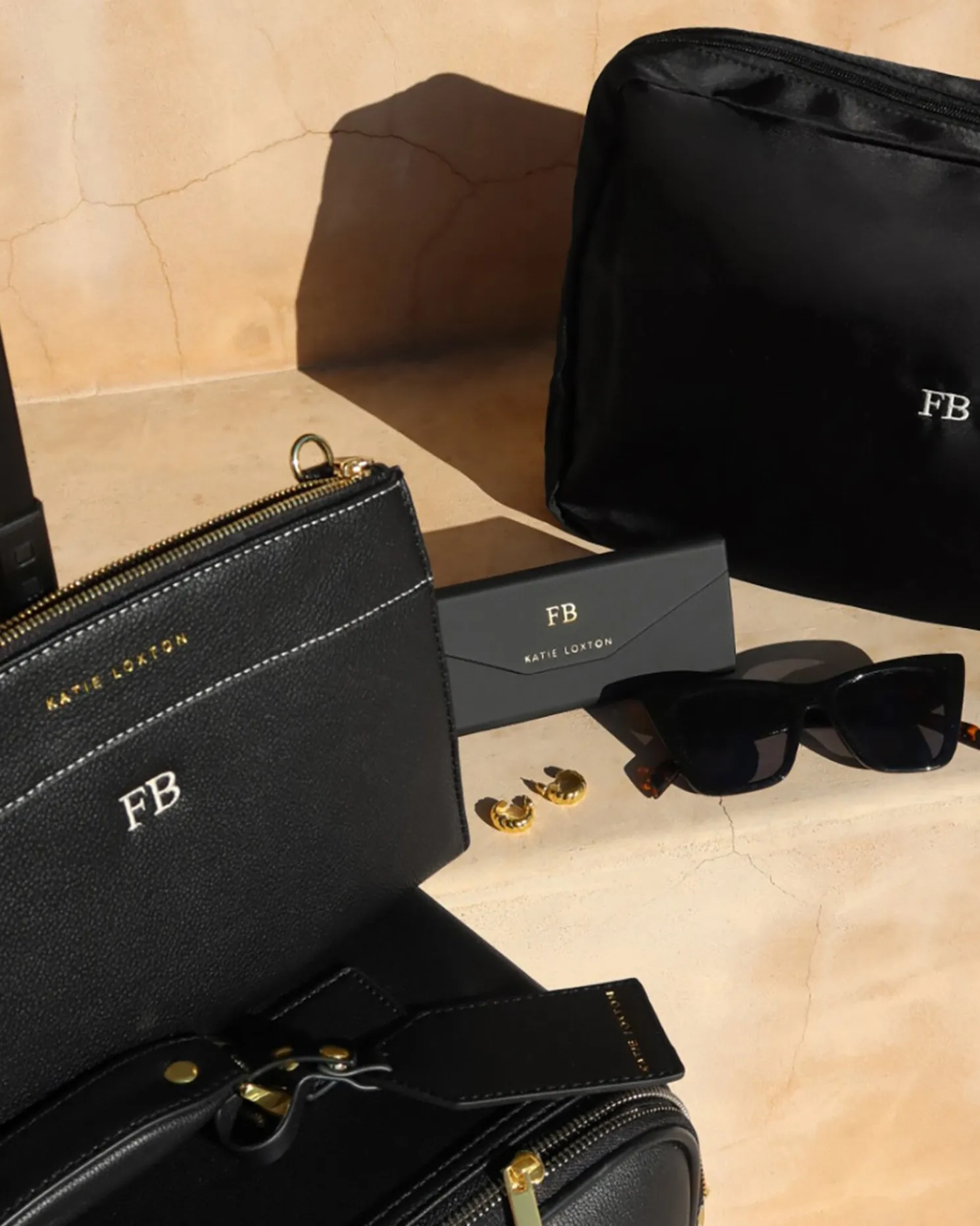 Travel Organiser Crossbody Bag